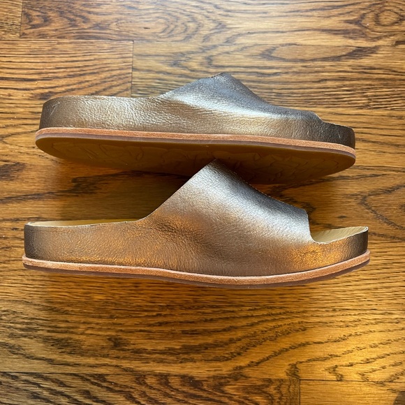 Kork-Ease Shoes - Kork-Ease Bronze Metallic Tutsi Sandals